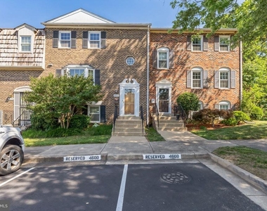 4600 Linmar Court - Photo Thumbnail 2