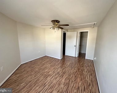 4311 Pembrook Village Drive - Photo Thumbnail 16