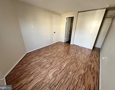 4311 Pembrook Village Drive - Photo Thumbnail 9