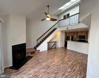 4311 Pembrook Village Drive - Photo Thumbnail 7