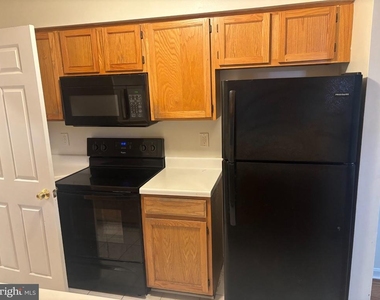 5700 Olde Mill Court - Photo Thumbnail 2