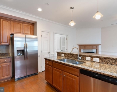 5675 Harrington Falls Lane - Photo Thumbnail 13