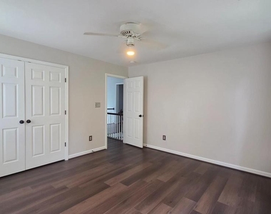 7659 Shuttington Drive - Photo Thumbnail 21