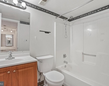 3800 Powell Lane - Photo Thumbnail 15