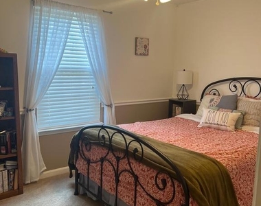 7435 Digby Green - Photo Thumbnail 16