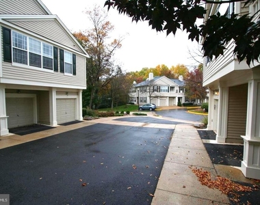 11402 Gate Hill Place - Photo Thumbnail 1