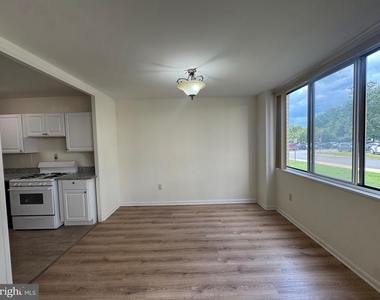 6621 Wakefield Drive - Photo Thumbnail 3