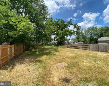 806 Weedon Street - Photo Thumbnail 16