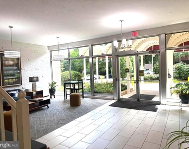 200 N Maple Avenue - Photo Thumbnail 8