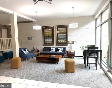 200 N Maple Avenue - Photo Thumbnail 7