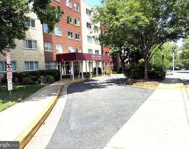 200 N Maple Avenue - Photo Thumbnail 5