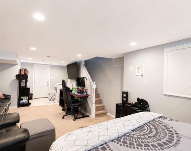 5867 Upland Way - Photo Thumbnail 24