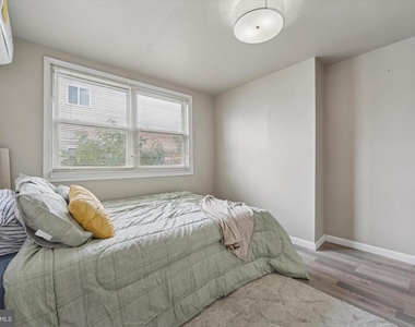 1644 S 26th Street - Photo Thumbnail 14