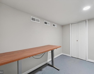1644 S 26th Street - Photo Thumbnail 23