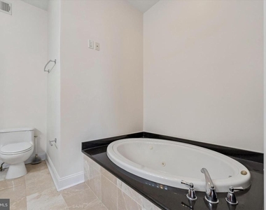 1111 Mount Vernon Street - Photo Thumbnail 20