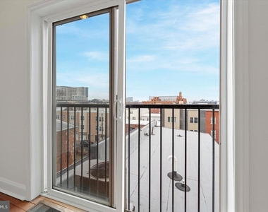1111 Mount Vernon Street - Photo Thumbnail 23
