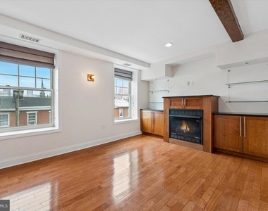 1111 Mount Vernon Street - Photo Thumbnail 6