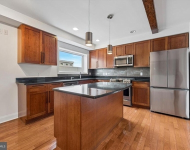 1111 Mount Vernon Street - Photo Thumbnail 9