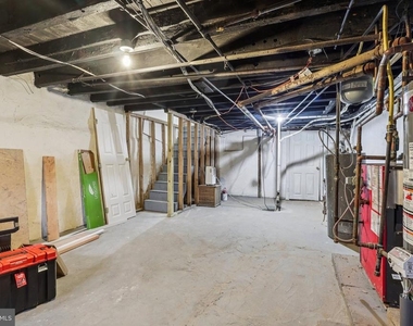 1302 N Lawrence Street - Photo Thumbnail 38