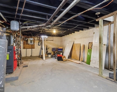 1302 N Lawrence Street - Photo Thumbnail 39