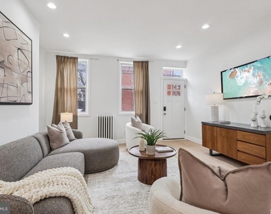 1302 N Lawrence Street - Photo Thumbnail 5