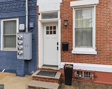 1302 N Lawrence Street - Photo Thumbnail 1