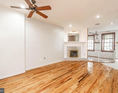 618 S Front Street - Photo Thumbnail 7