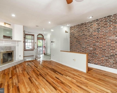 618 S Front Street - Photo Thumbnail 6