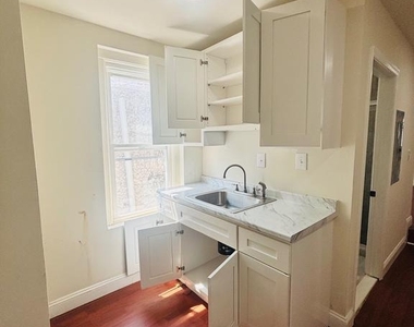 2841 N 5th Street - Photo Thumbnail 3