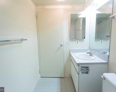 130-4 Arch Street - Photo Thumbnail 15