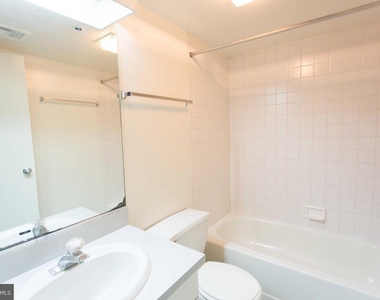 130-2 Arch Street - Photo Thumbnail 20