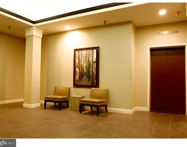 130-2 Arch Street - Photo Thumbnail 3