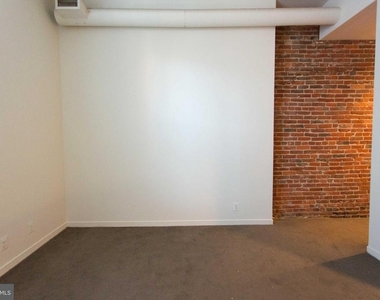 130-2 Arch Street - Photo Thumbnail 7