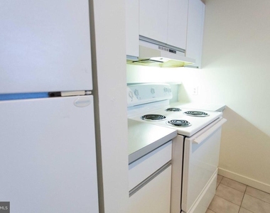 130-2 Arch Street - Photo Thumbnail 10