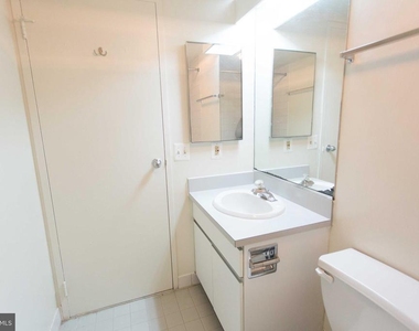 130-2 Arch Street - Photo Thumbnail 18