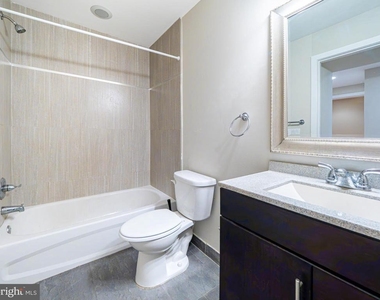 113 Gay Street - Photo Thumbnail 17