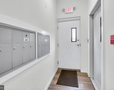 541 N Orianna Street - Photo Thumbnail 16