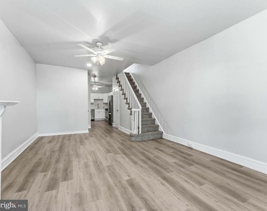 2009 Birch Street - Photo Thumbnail 8