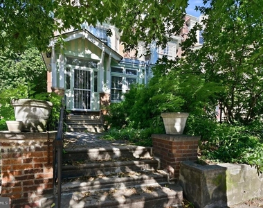 268 S 46th Street - Photo Thumbnail 2