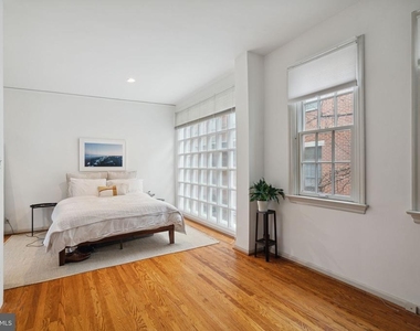 2518 Panama Street - Photo Thumbnail 14