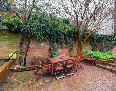 2518 Panama Street - Photo Thumbnail 11