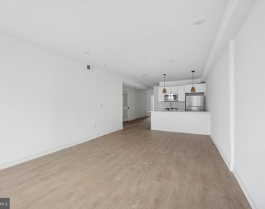 1614 Ridge Avenue - Photo Thumbnail 7