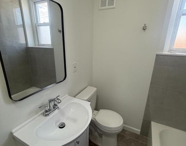 2600 S 6th Street - Photo Thumbnail 8
