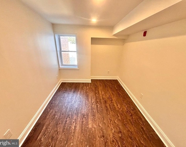 1220 S 13th Street - Photo Thumbnail 4