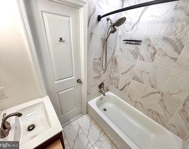 1220 S 13th Street - Photo Thumbnail 6
