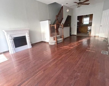 2024 S Philip Street - Photo Thumbnail 2