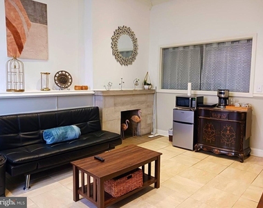 2034 Delancey Pl - Photo Thumbnail 20