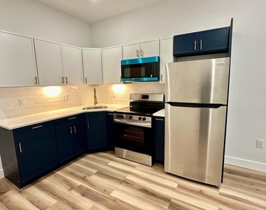4525 N Gratz Street - Photo Thumbnail 16