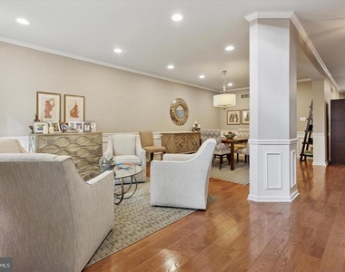 209 Westminster Place - Photo Thumbnail 2