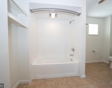 505 Spring Mill Avenue - Photo Thumbnail 16
